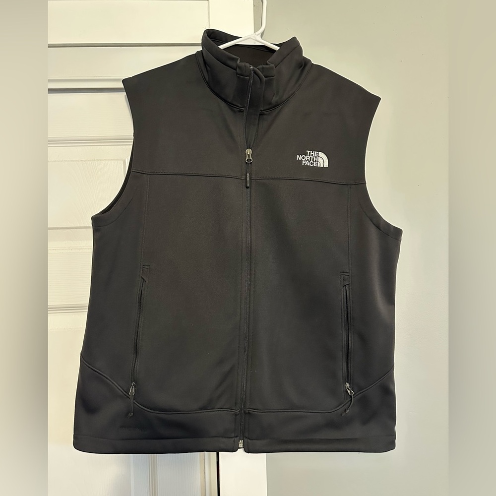 The North Face Men's Black Vest